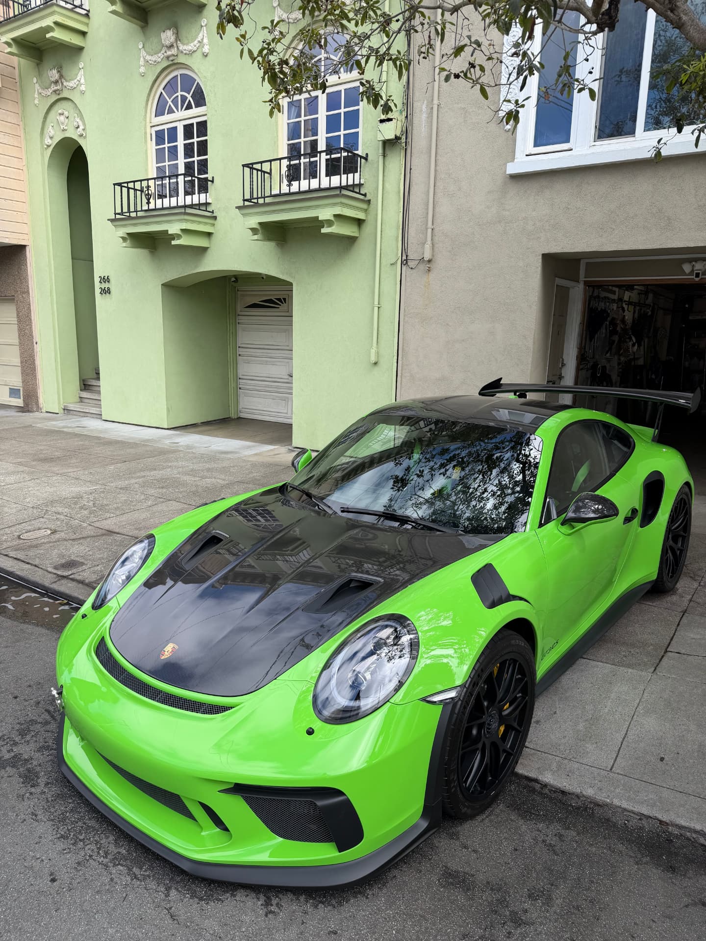 Finished green Porsche 911 GT3 RS with showroom gloss after a GoDetailX detail